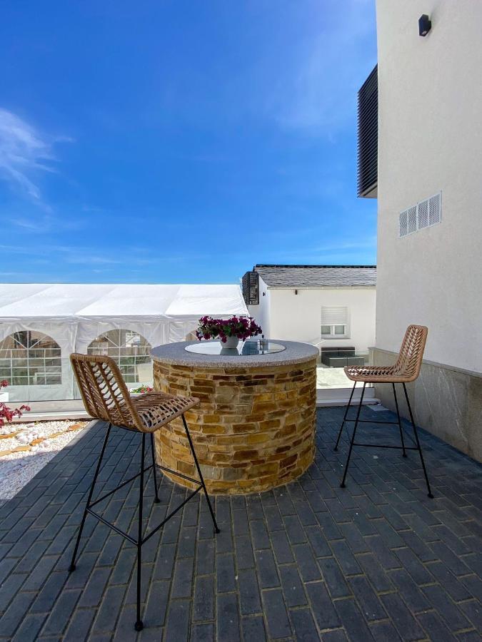 Portosantiago Boutique & Rooms ปอร์โตมาริน ภายนอก รูปภาพ